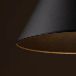 Lampadari Cucina-Selezionato da Mazzolaluce Lampadario cono di metallo nero 50 cm per cucina