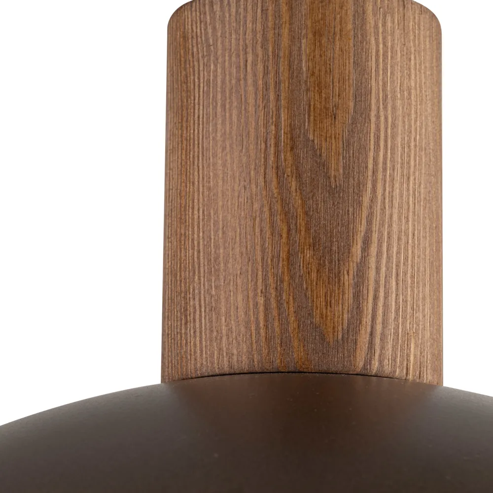 Lampadari Cucina-Selezionato da Mazzolaluce Lampadario cupola marrone in metallo inserti legno pino per cucina