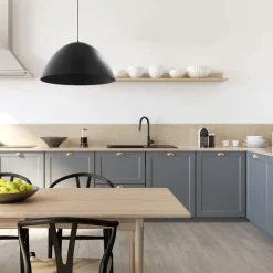Lampadari Cucina-Selezionato da Mazzolaluce Lampadario cupola metallo nera 50cm per tavolo cucina