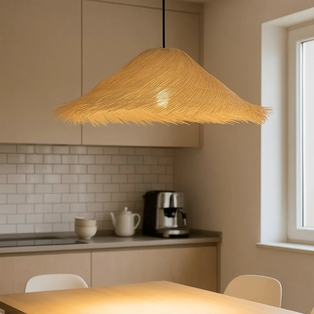 Lampadari Cucina-Selezionato da Mazzolaluce Lampadario da cucina in rattan design rustico