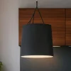 Lampadari Cucina-Selezionato da Mazzolaluce Lampadario da cucina paralume nero cilindro design