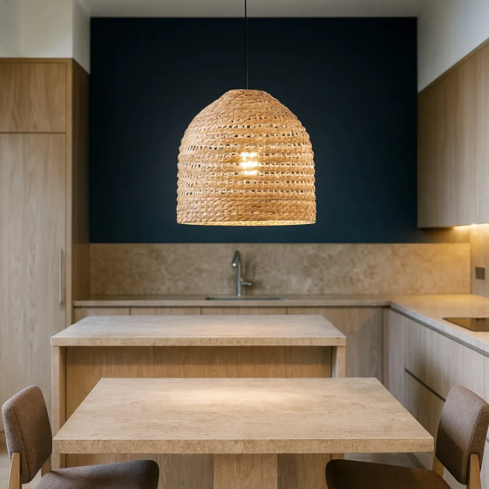 Lampadari Cucina-Selezionato da Mazzolaluce Lampadario da cucina rustica campana di rattan e giacinto legno essiccato