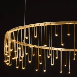 Lampadari Moderni-Selezionato da Mazzolaluce Lampadario design led oro ramato stelle cadenti