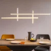 Lampadari Moderni-Selezionato da Mazzolaluce Lampadario design moderno bianco led 3200k