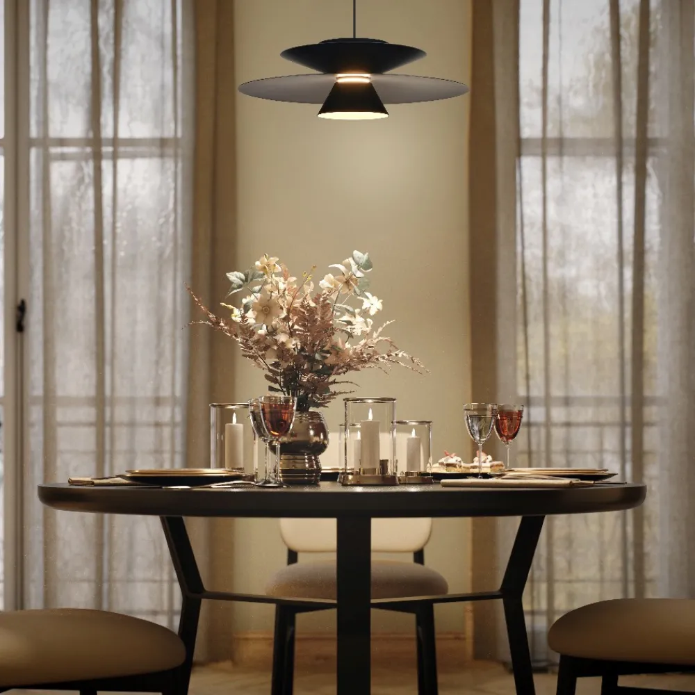 Lampadari Cucina-Selezionato da Mazzolaluce Lampadario design nero per tavolo da pranzo cucina moderna