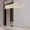 Lampadari Moderni-Selezionato da Mazzolaluce Lampadario di cristallo design moderno per tavolo soggiorno