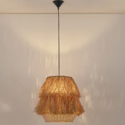 Lampadario Camera Da Letto-Selezionato da Mazzolaluce Lampadario di rattan e rafia per camera da letto
