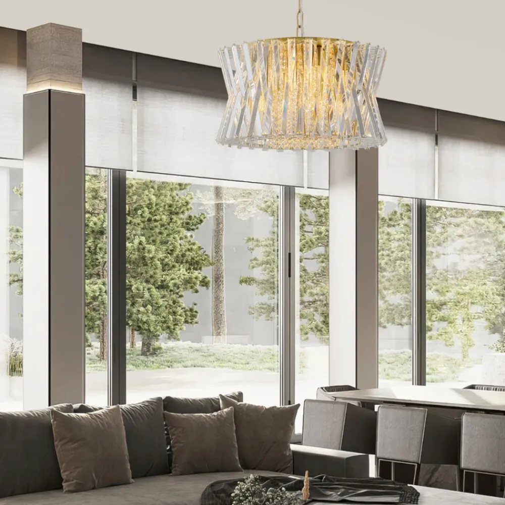 Lampadari Moderni-Selezionato da Mazzolaluce Lampadario dorato di cristalli trasparenti per salone