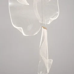 Lampadari Moderni-Selezionato da Mazzolaluce Lampadario elegante vele oro per soggiorno moderno