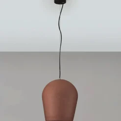 Lampadari Moderni-Selezionato da Mazzolaluce Lampadario in cemento arenaria rosso per esterno ip55 29cm