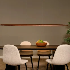 Lampadari Moderni-Selezionato da Mazzolaluce Lampadario japandi a sospensione in legno per sala da pranzo