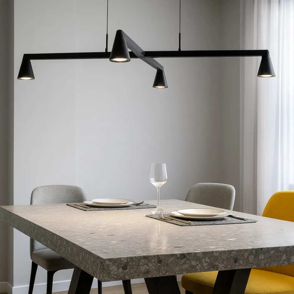 Lampadari Moderni-Selezionato da Mazzolaluce Lampadario led nero design moderno per illuminazione tavolo