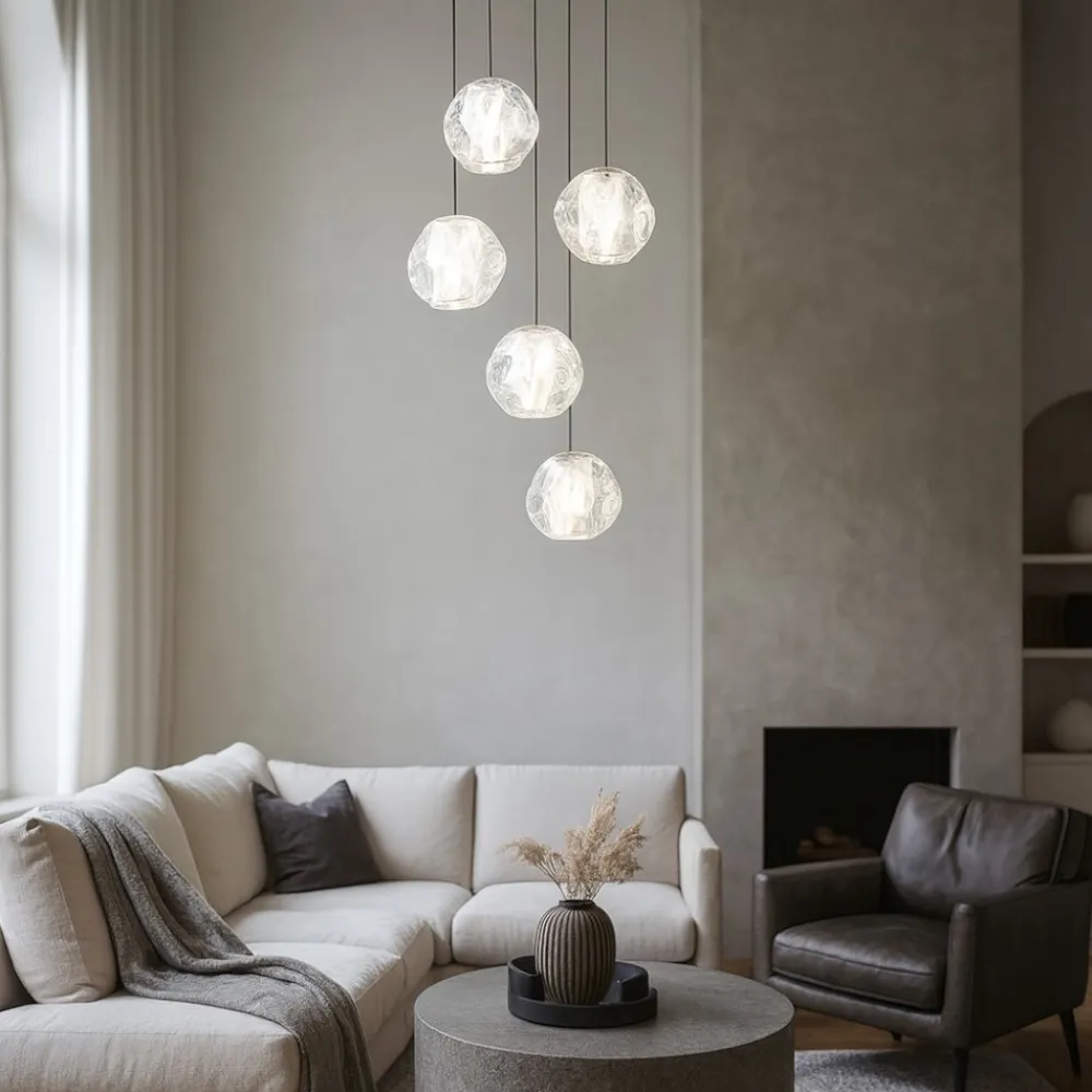 Lampadari Moderni-Selezionato da Mazzolaluce Lampadario led 25w 3000k 5 sfere pendenti per soggiorno moderno
