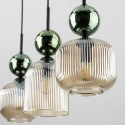 Lampadari Moderni-Selezionato da Mazzolaluce lampadario 3 luci vetri ambra verde per sala da pranzo