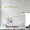 Lampadari Moderni-Selezionato da Mazzolaluce Lampadario moderno 3 anelli oro led 3000k dimmerabile per salone
