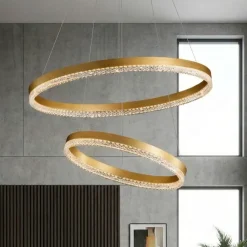 Lampadari Moderni-Selezionato da Mazzolaluce Lampadario moderno anelli oro spazzolato cristalli led 3000k dimmerabile