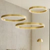 Lampadari Moderni-Selezionato da Mazzolaluce Lampadario moderno 3 anelli oro led 140w 2700k a 6000k