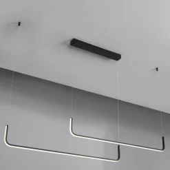 Lampadari Moderni-Selezionato da Mazzolaluce Lampadario moderno design nero per tavolo soggiorno led 40w 3000k