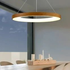 Lampadari Moderni-Selezionato da Mazzolaluce Lampadario moderno effetto legno 65cm led 2700k-5000k con telecomando app