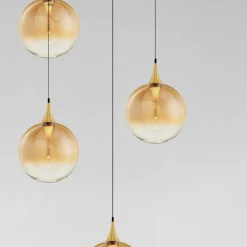 Lampadari Moderni-Selezionato da Mazzolaluce Lampadario moderno 5 luci sfera in vetro ambra led 3000k