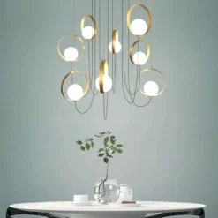 Lampadari Moderni-Selezionato da Mazzolaluce Lampadario moderno oro per soggiorno a cascata led 40w 3000k