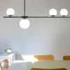 Lampadari Moderni-Selezionato da Mazzolaluce Lampadario moderno per soggiorno nero sfere vetro bianco