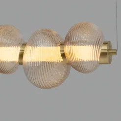 Lampadari Moderni-Selezionato da Mazzolaluce Lampadario moderno per tavolo da pranzo vetro ambra led 3000k