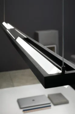 Lampadari Moderni-Stilnovo Lampadario moderno per ufficio led nero per tavolo tablet