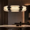 Lampadari Moderni-Selezionato da Mazzolaluce Lampadario nero circolare in vetro design moderno per soggiorno elegante
