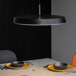 Lampadari Cucina-Selezionato da Mazzolaluce Lampadario nero design piatto tondo per tavolo sala da pranzo moderna