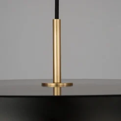 Lampadari Cucina-Selezionato da Mazzolaluce Lampadario nero design piatto tondo per tavolo sala da pranzo moderna