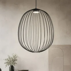 Lampadari Moderni-Selezionato da Mazzolaluce Lampadario nero gabbia di metallo a sospensione design moderno