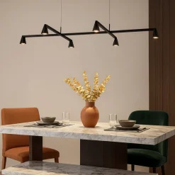 Lampadari Moderni-Selezionato da Mazzolaluce Lampadario nero led per illuminazione tavolo soggiorno moderno