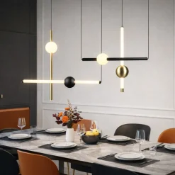 Lampadari Moderni-Selezionato da Mazzolaluce Lampadario nero oro moderno led 2300k a 4000k dimmerabile per soggiorno