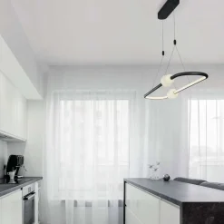 Lampadari Cucina-Selezionato da Mazzolaluce Lampadario nero ovale per cucina