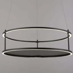 Lampadari Moderni-Selezionato da Mazzolaluce Lampadario nero porta oggetti a sospensione rotondo per cucina
