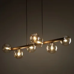 Lampadari Cucina-Selezionato da Mazzolaluce Lampadario orizzontale barra in legno noce per cucina sfere di vetro ambra