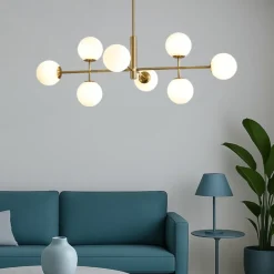 Lampadari Moderni-Selezionato da Mazzolaluce Lampadario oro sfere vetro bianco per soggiorno moderno