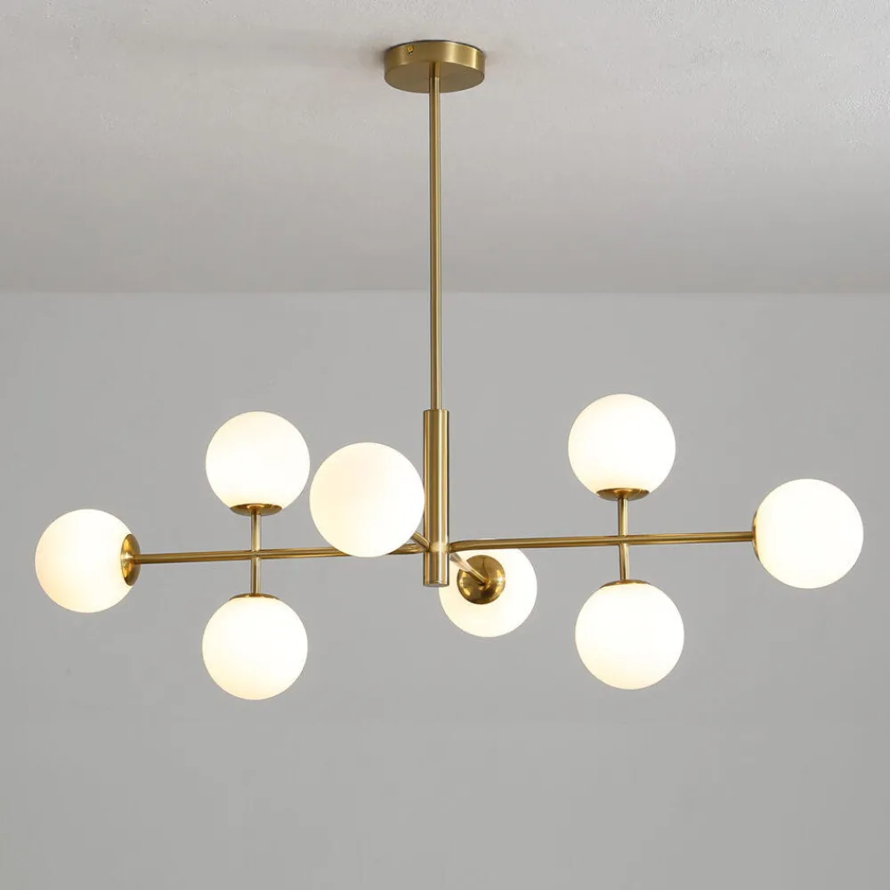 Lampadari Moderni-Selezionato da Mazzolaluce Lampadario oro sfere vetro bianco per soggiorno moderno