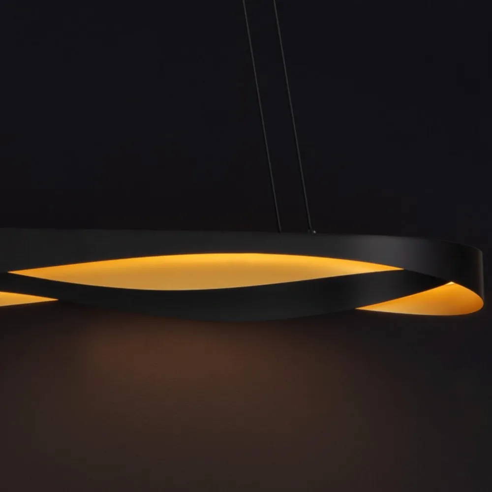Lampadari Moderni-Selezionato da Mazzolaluce Lampadario ovale nero oro moderno per sala da pranzo