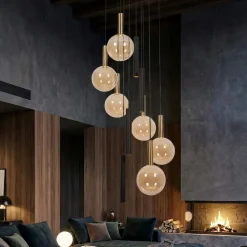 Lampadari Moderni-Selezionato da Mazzolaluce Lampadario pendenti a sospensione nero sfere vetro ambra per soggiorno