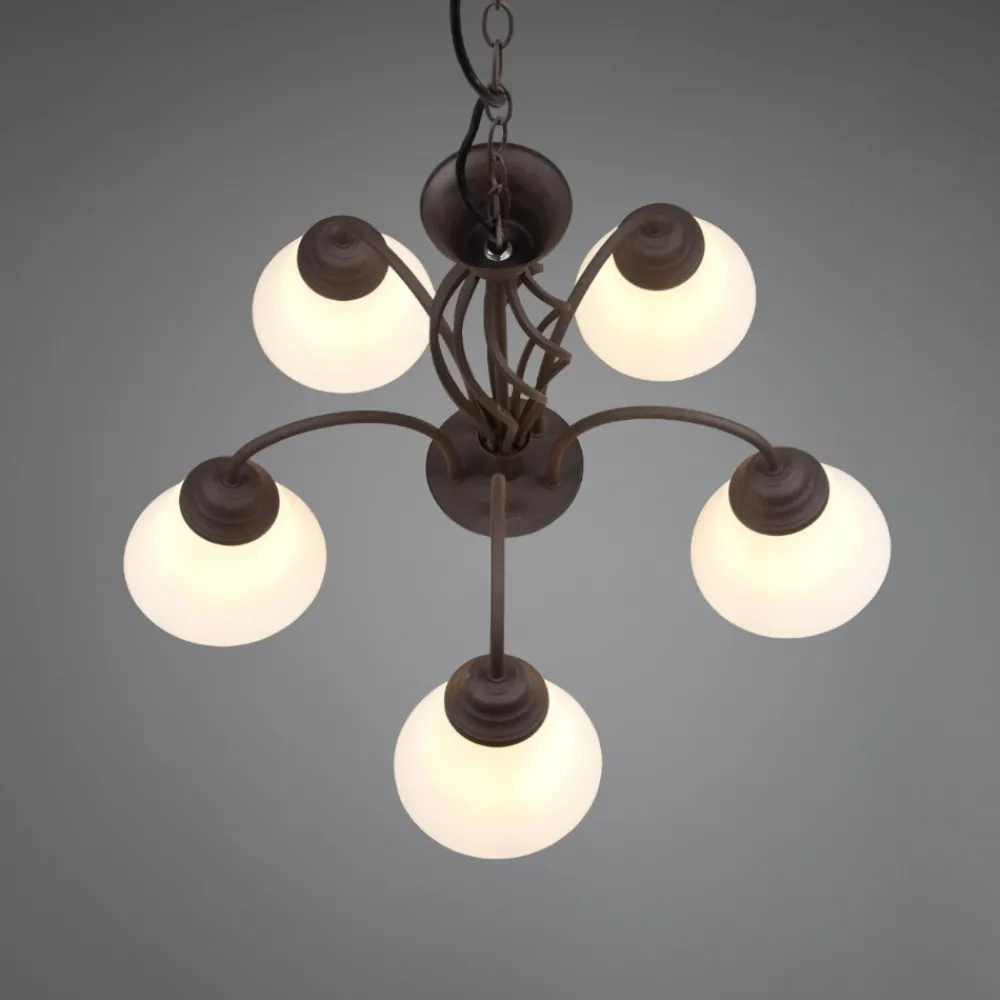 Lampadario Camera Da Letto-Selezionato da Mazzolaluce Lampadario per camera da letto effetto ferro battuto