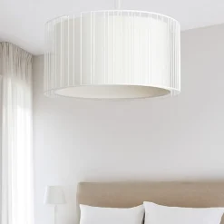 Lampadario Camera Da Letto-Selezionato da Mazzolaluce Lampadario per camera da letto griglia di metallo paralume bianco