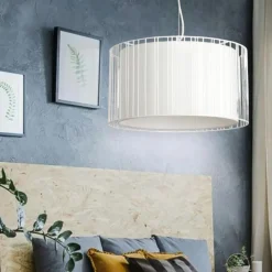 Lampadario Camera Da Letto-Selezionato da Mazzolaluce Lampadario per camera da letto griglia di metallo paralume bianco