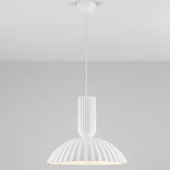 Lampadari Cucina-Selezionato da Mazzolaluce Lampadario per cucina moderna con paralume circolare in gesso