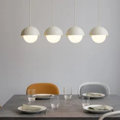Lampadari Cucina-Selezionato da Mazzolaluce Lampadario per cucina moderna 4 luci pendenti beige a cupola