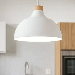 Lampadari Cucina-Selezionato da Mazzolaluce Lampadario per cucina moderna bianco a cupola 34 cm