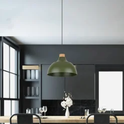 Lampadari Cucina-Selezionato da Mazzolaluce Lampadario per cucina moderna verde a cupola 34 cm