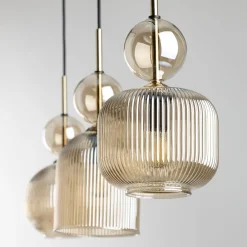 Lampadari Cucina-Selezionato da Mazzolaluce lampadario per cucina 3 vetri ambra pendenti