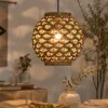 Lampadari Moderni-Selezionato da Mazzolaluce Lampadario per sala da pranzo sfera di rattan e giacinto essiccato